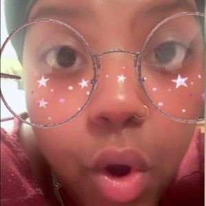 Meet your Posher, Verneshia